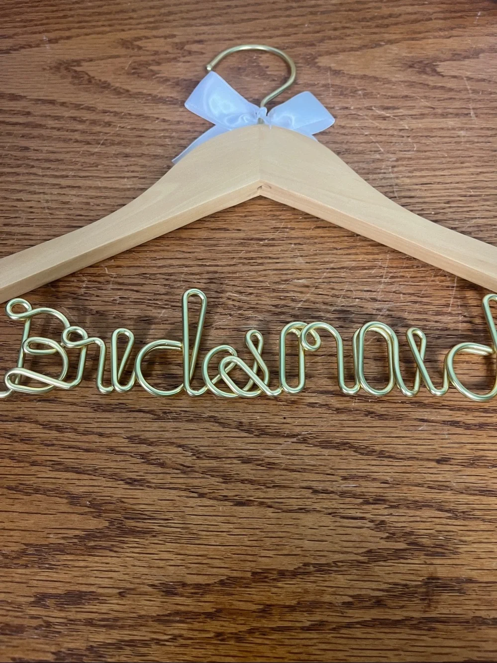 Bridesmaid wedding hangers set of 4 with 3 small pearl flower girl hangers